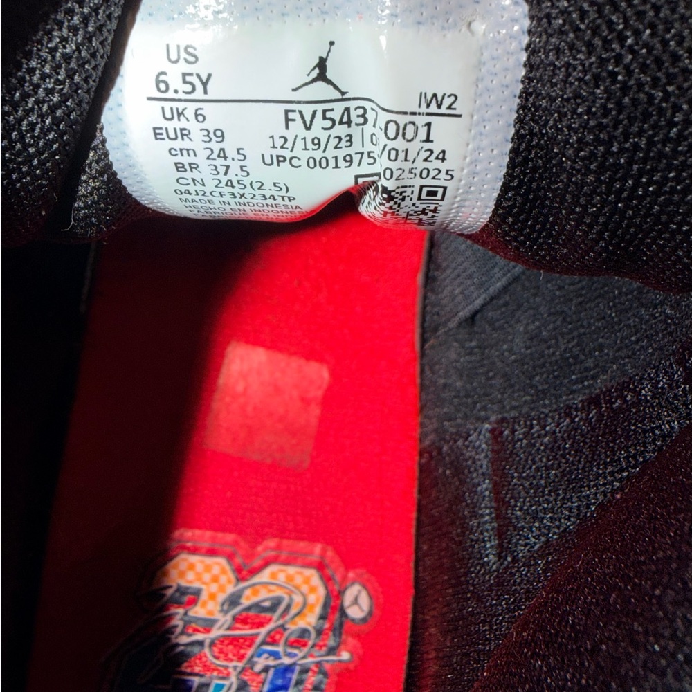 Nike size 6.5 big kid Bundle- Jordans/ Airmax 1 - Picture 7 of 16